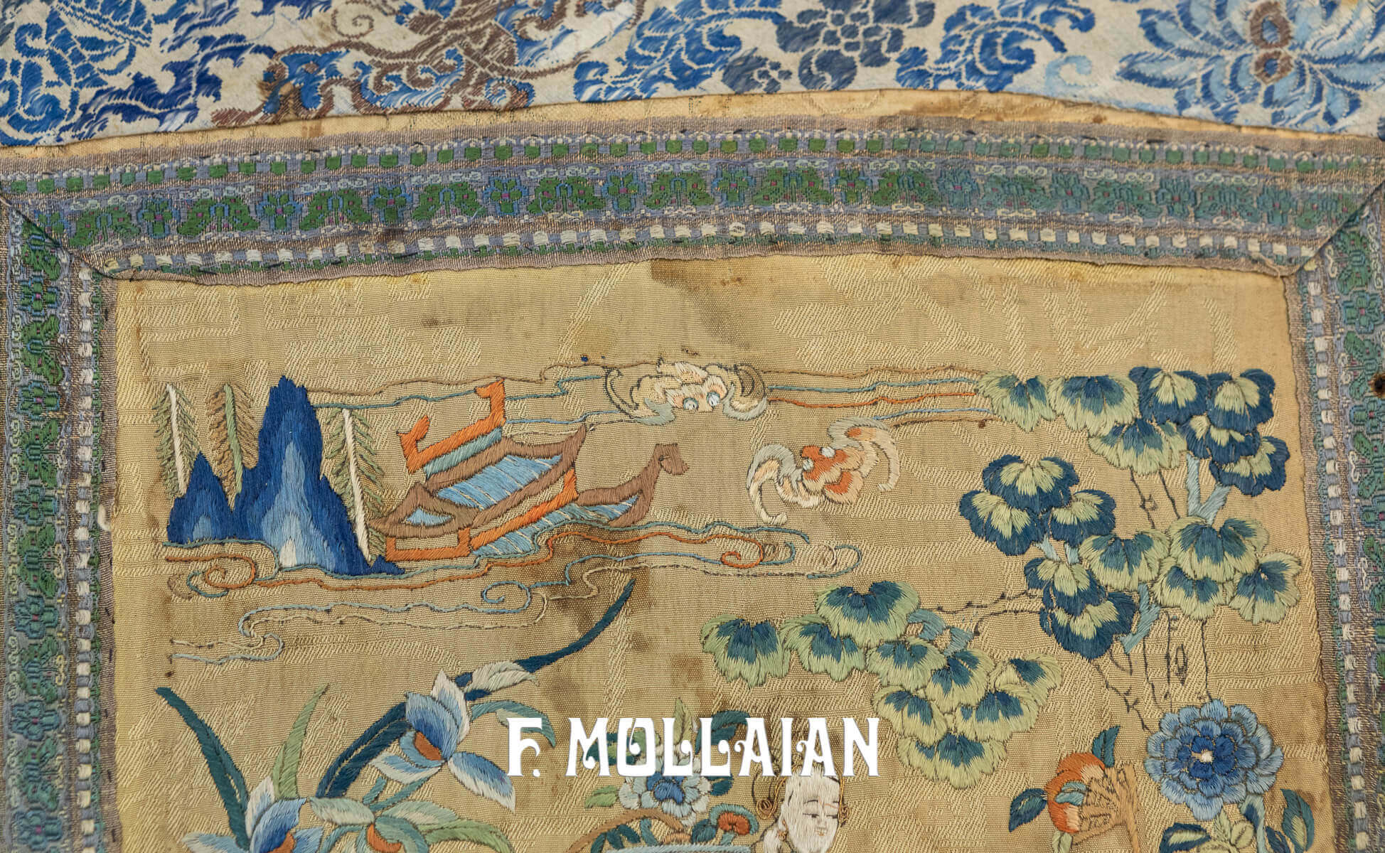 Broderie Chinoise Antique en Soie et Fil de Métal n°:66253653