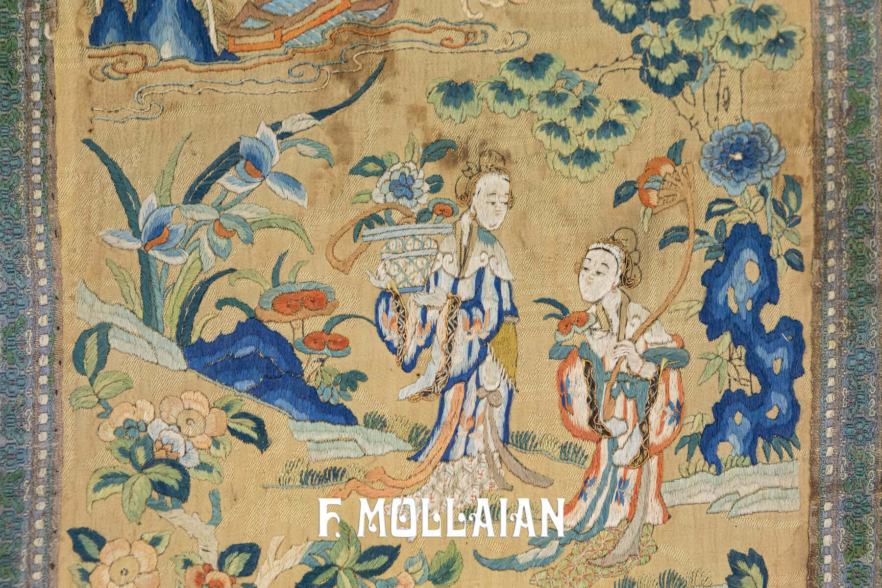 Broderie Chinoise Antique en Soie et Fil de Métal n°:66253653