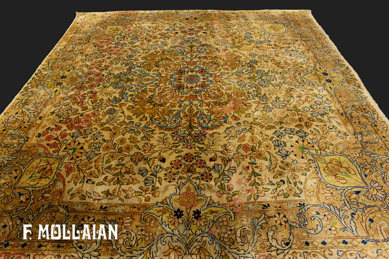 Persian Kerman Rug Square n°:99378902