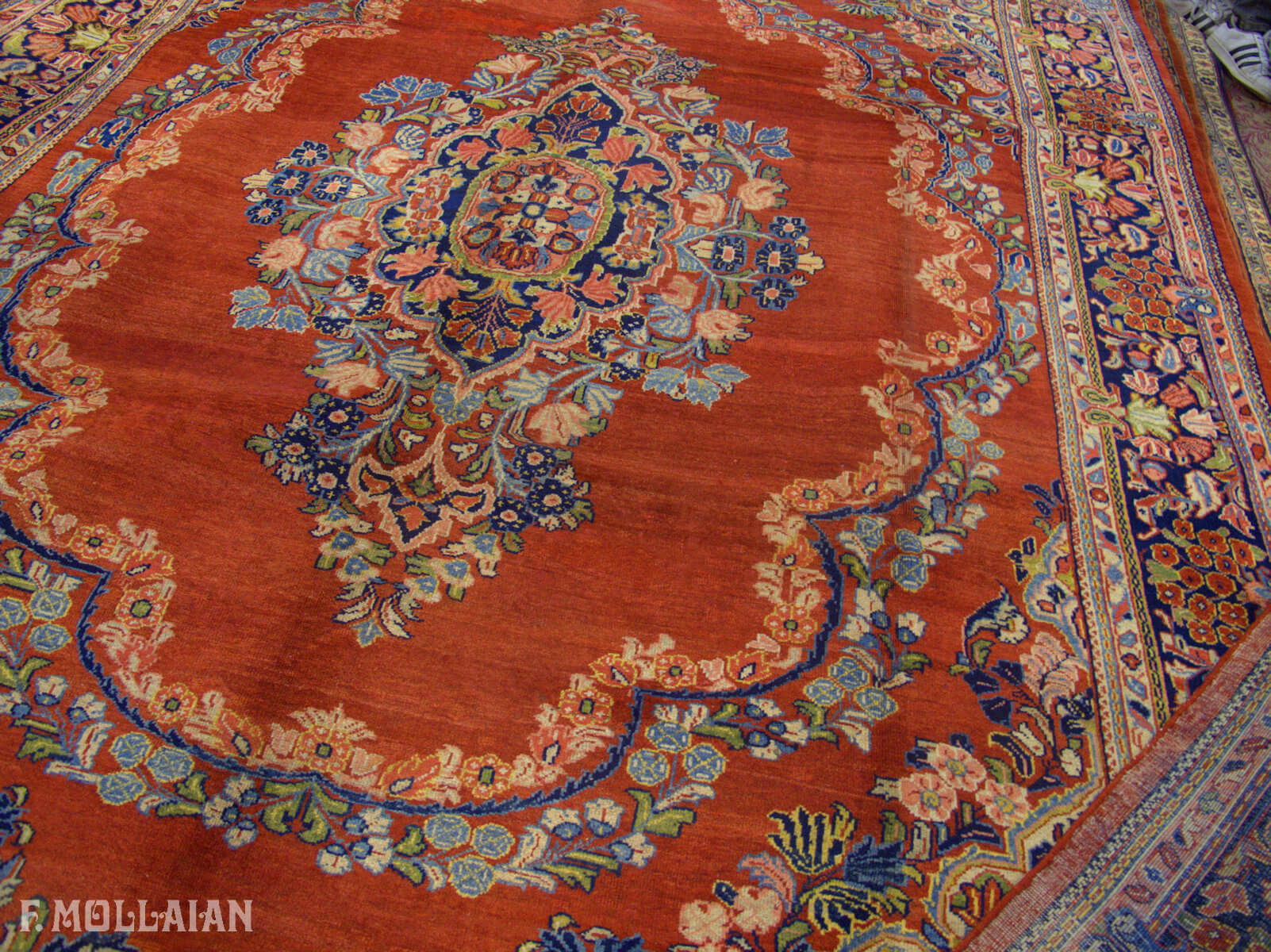 Mahal rug