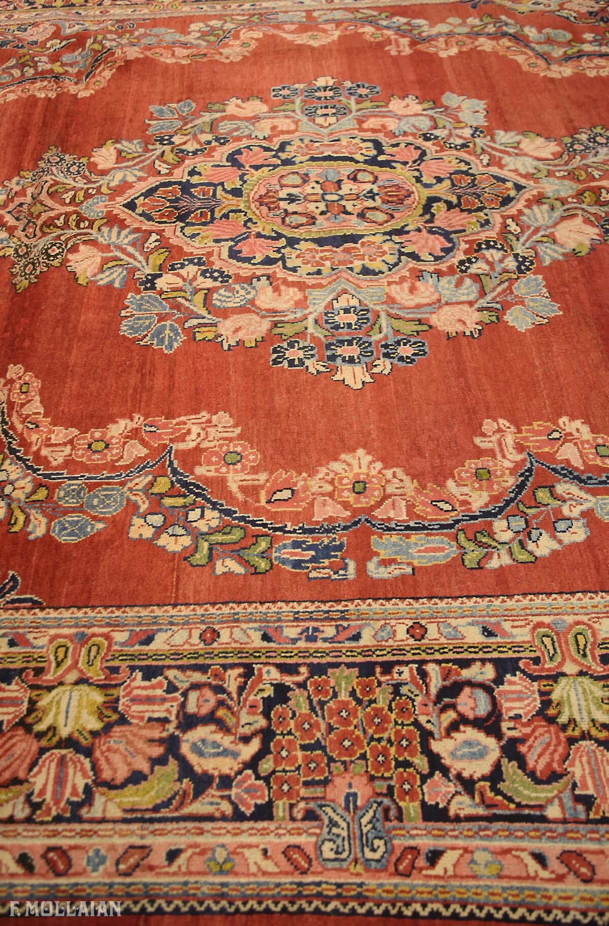 Mahal rug
