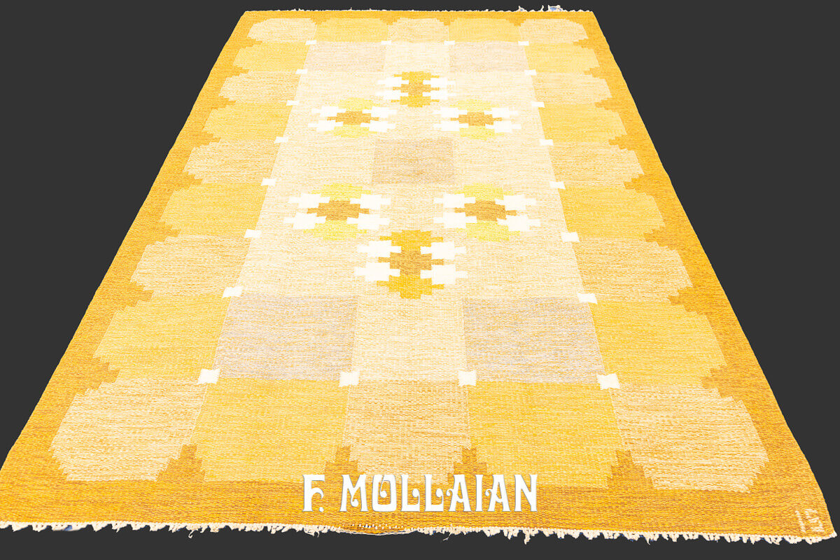 Signed „I S“ Flat woven gold color Swedish Rolakan kilim n°:887936