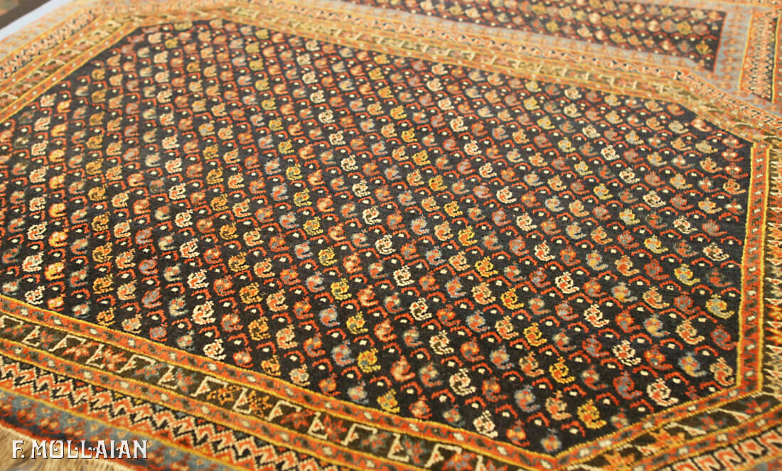 Antique Persian Kashkuli Rug n°:82925572