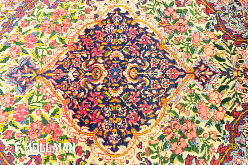 Antique Kerman Rug n°:39015821