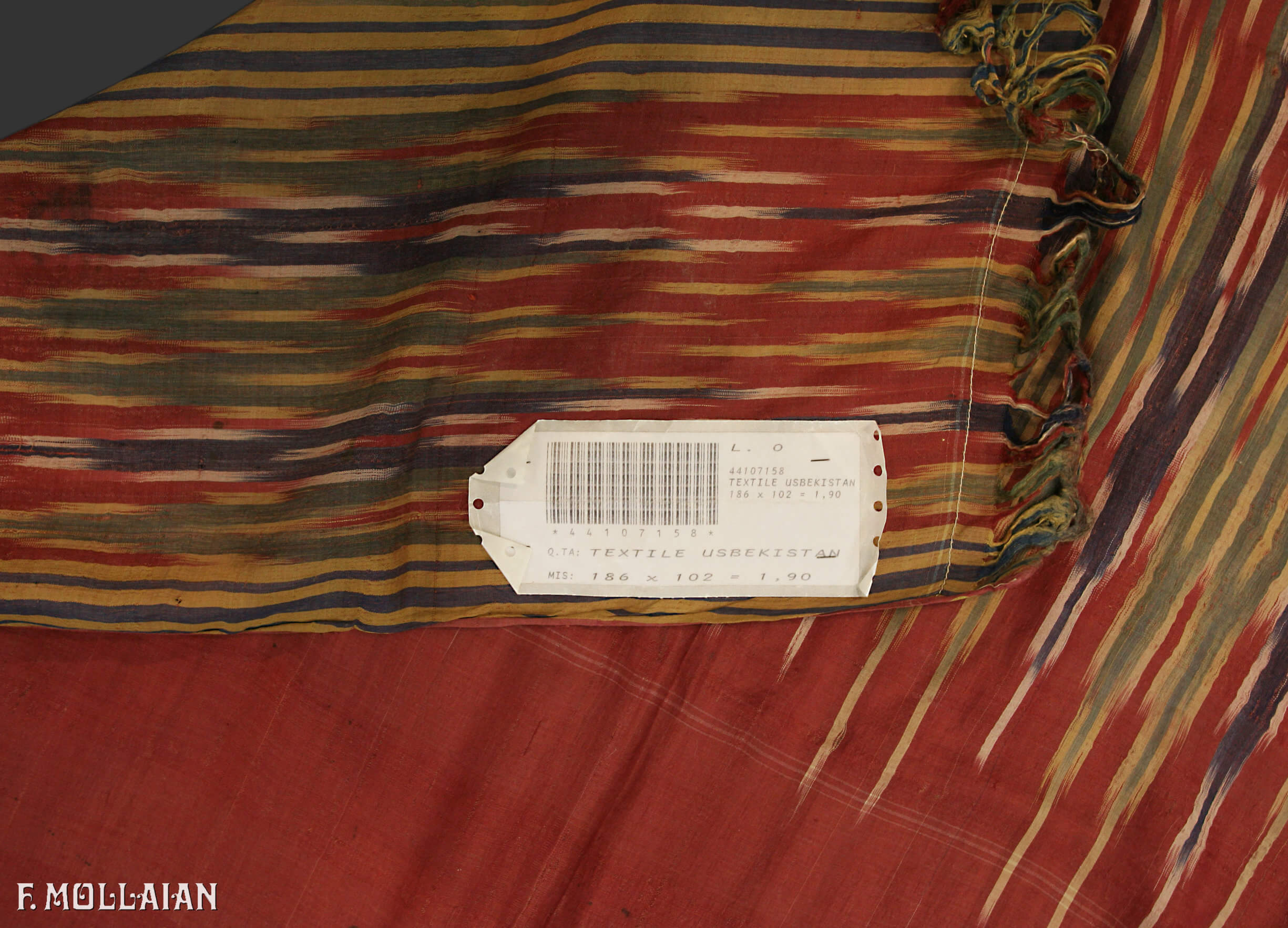 Tissu Brodé Ouzbékistan n°:44107158