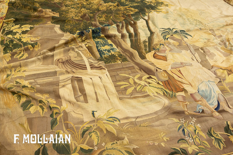 A Very Fine Figurative Antique Tapestry n°:50978677
