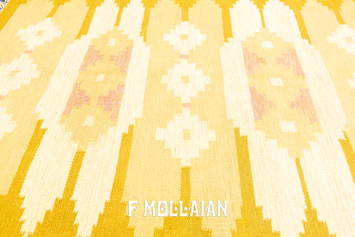 Scandinavian Rug Golden Color n°:665877