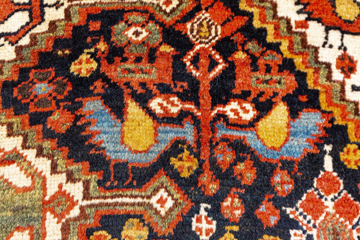 Khamse Rug Chicken Design