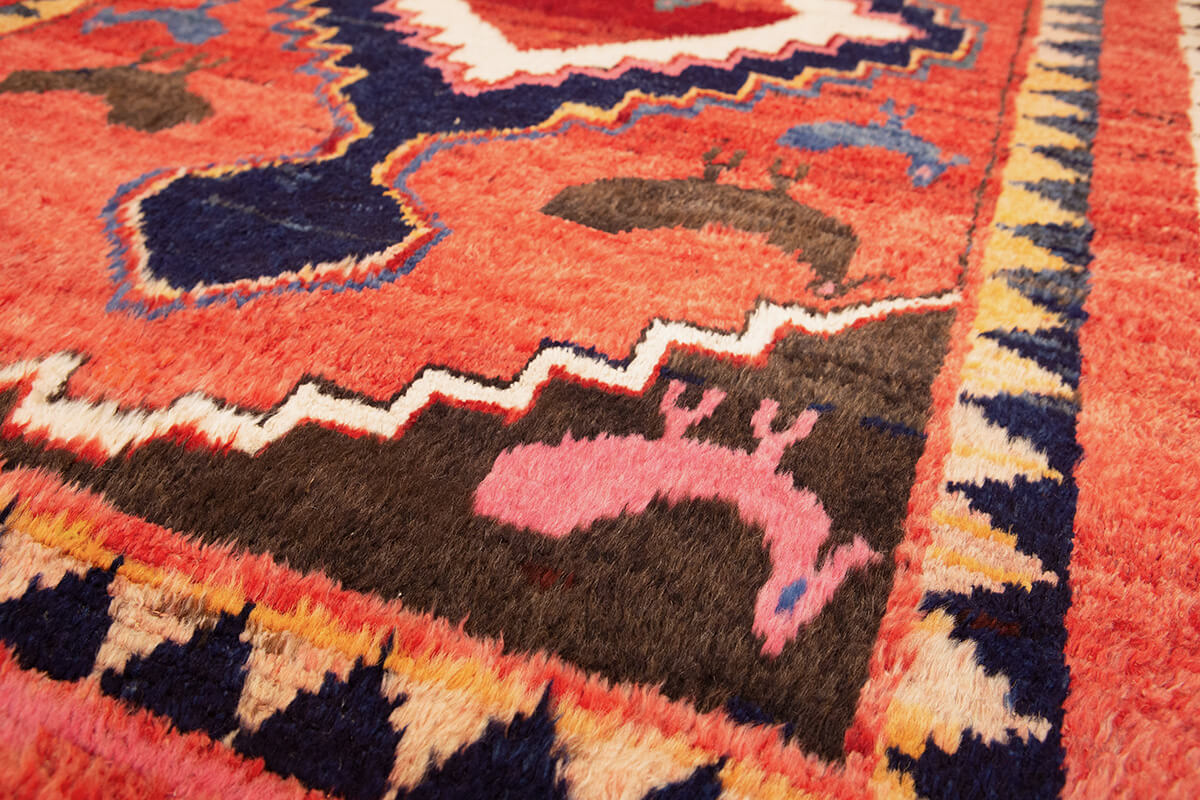 Bakhtiari Rug Ghabbeh Decorative Red Field n°:396322