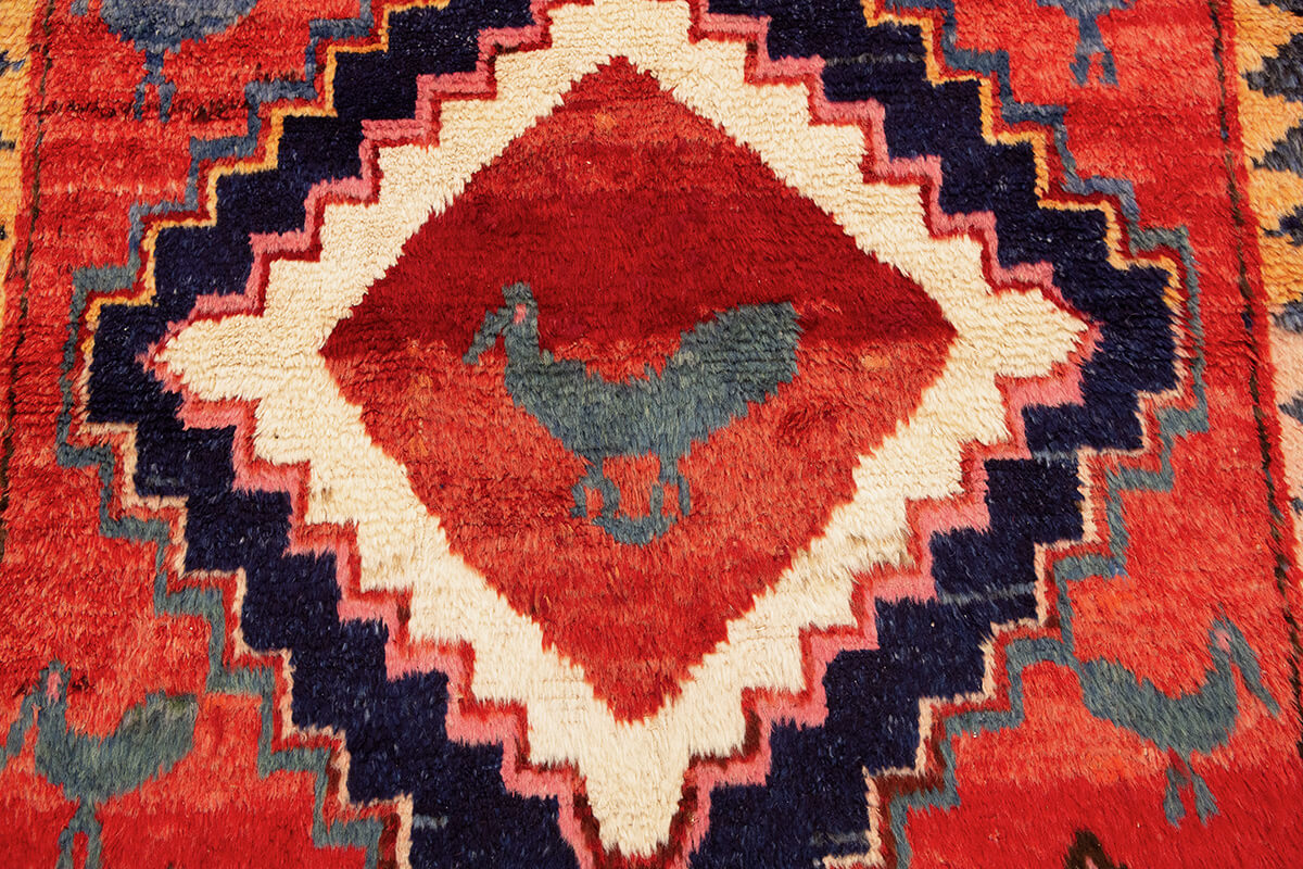 Bakhtiari Rug Ghabbeh Decorative Red Field n°:396322