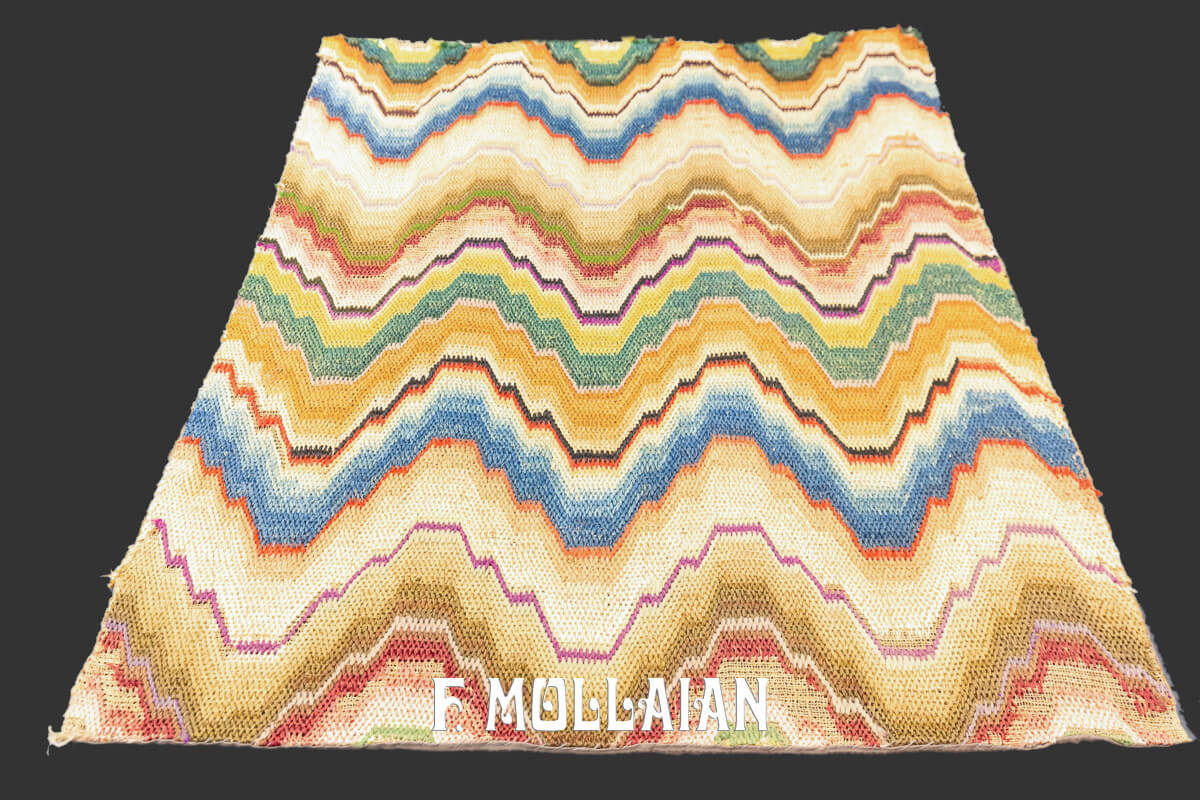 Italian Textile Silk Bargello n°:505530
