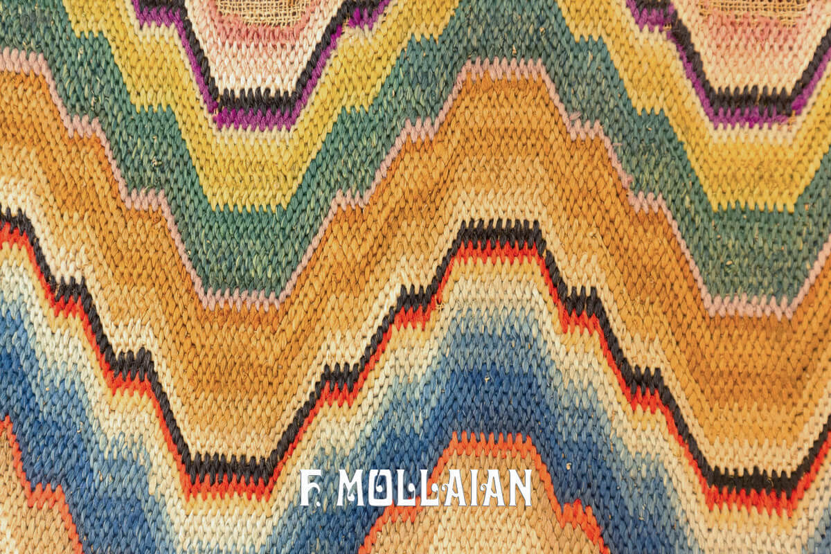 Italian Textile Silk Bargello n°:505530