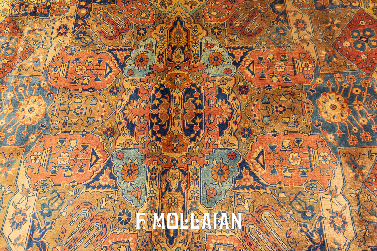 Indian Rug IndoSarouk With Special Medallion n°:93591489