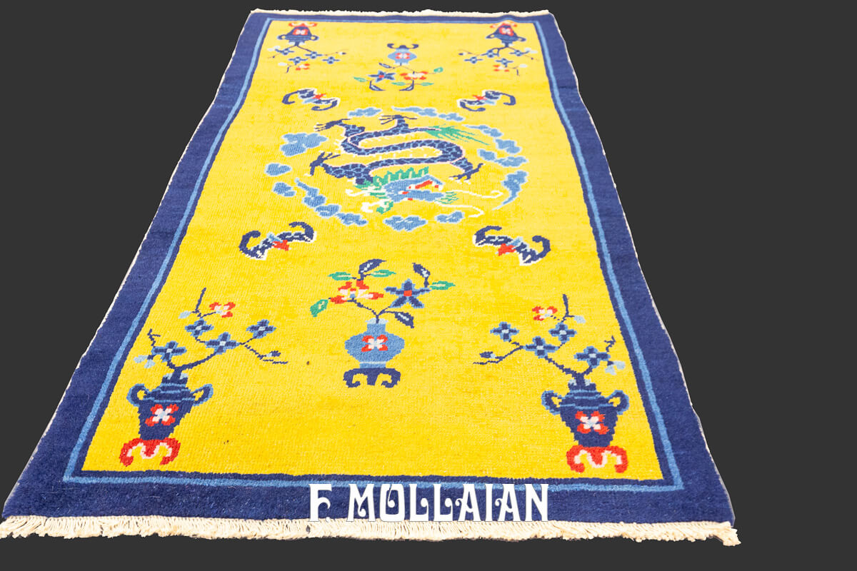 Chinese Peking Rug Dragon Design Yellow Field n°:999430
