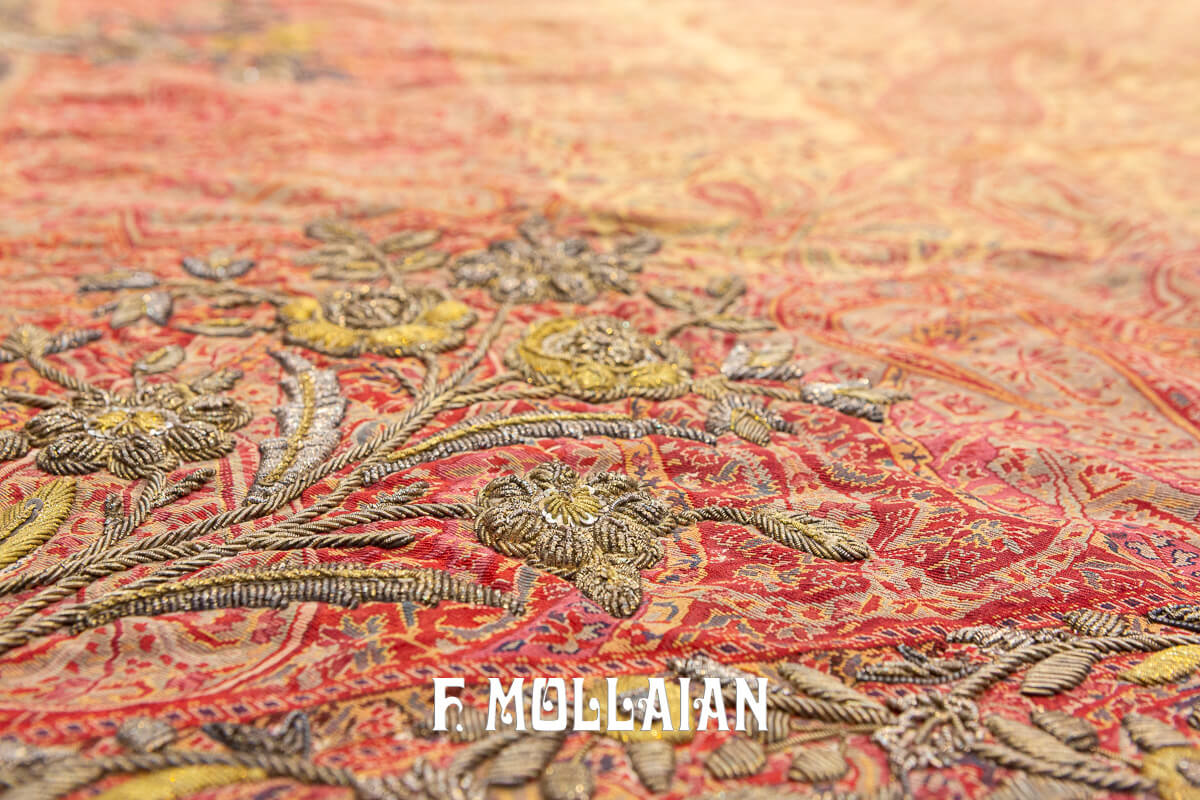 Antique Indian Textile Silk And Metal Thread Embroidery n°:351114