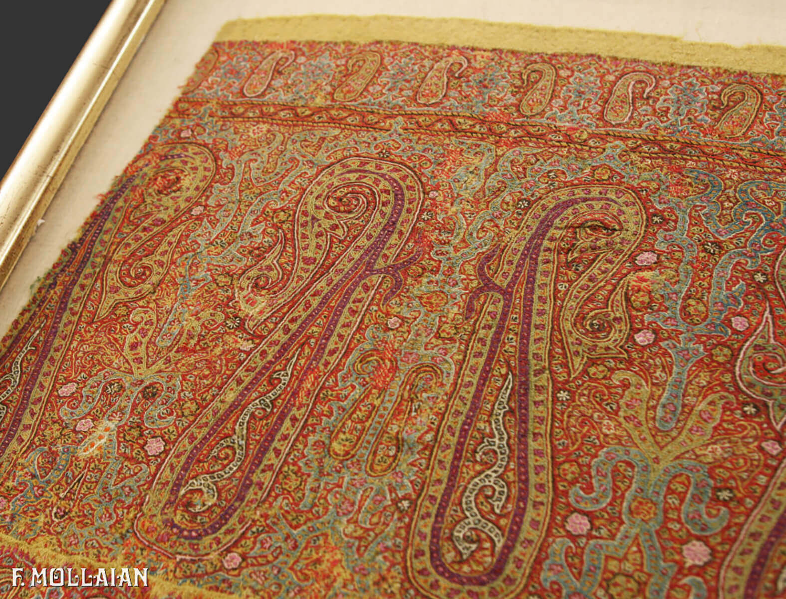 A Very Small Antique Indian Textile (49x32 cm)
