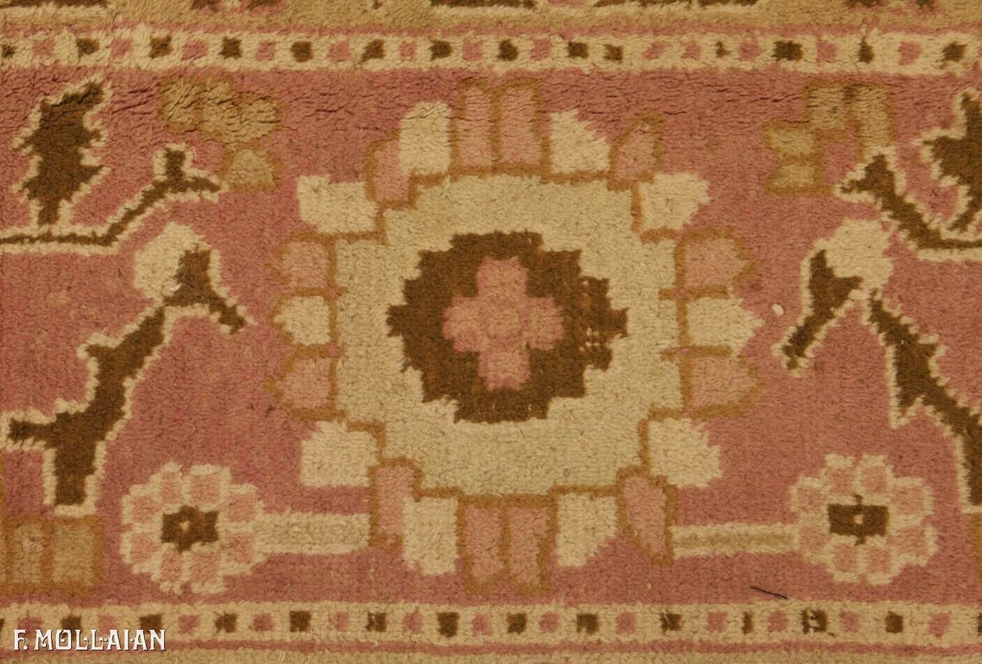 Antique Turkish Ushak (Oushak) Carpet (436x370 cm)