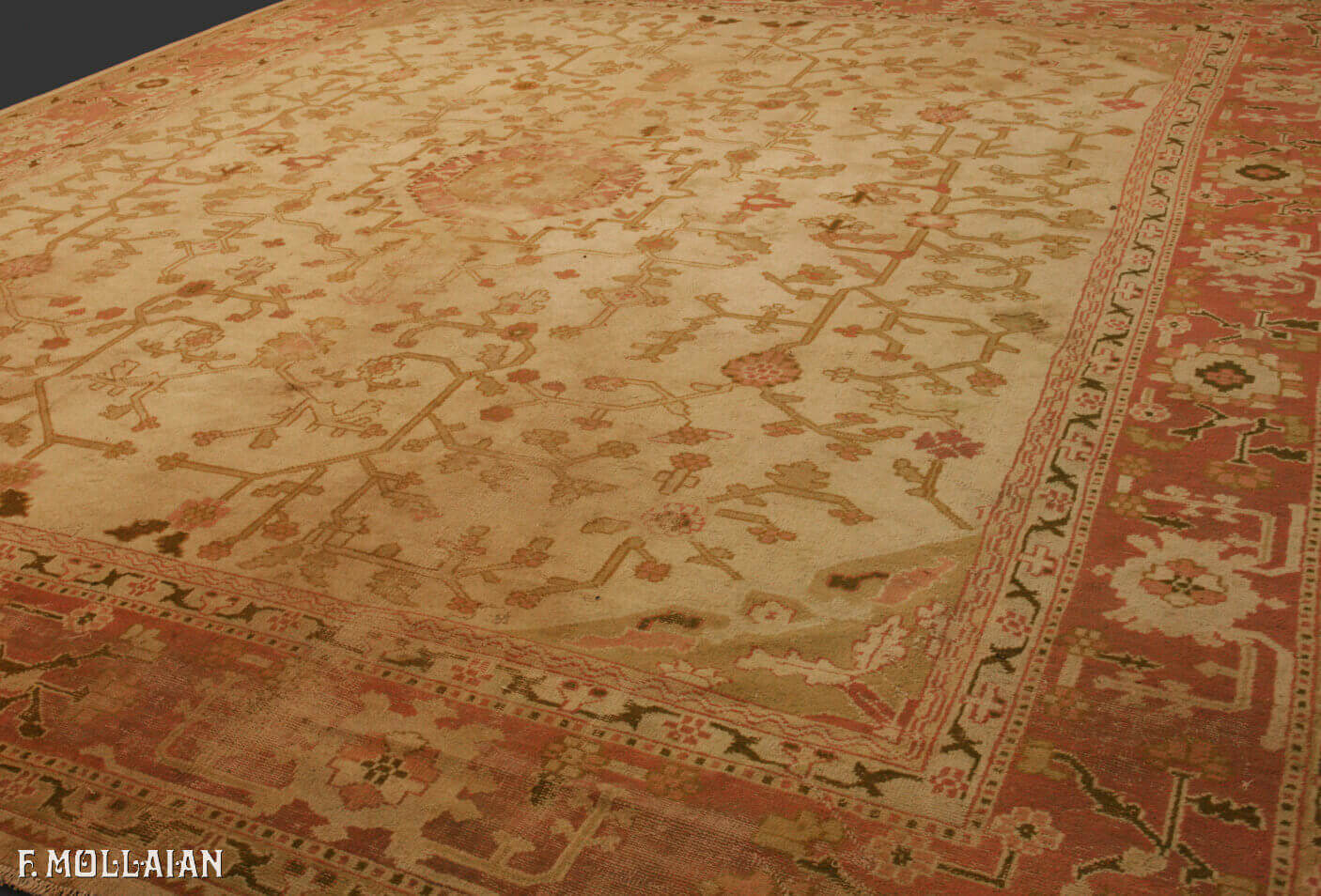 Antique Turkish Ushak (Oushak) Carpet (436x370 cm)
