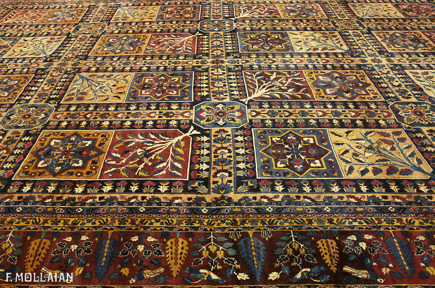 Antique Persian Yazd Carpet (573x410 cm)