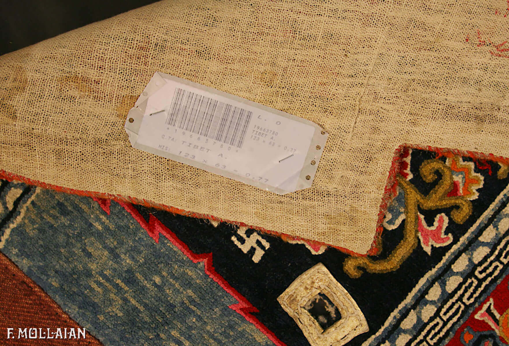 Antique Tibetan Rug (123x63 cm)
