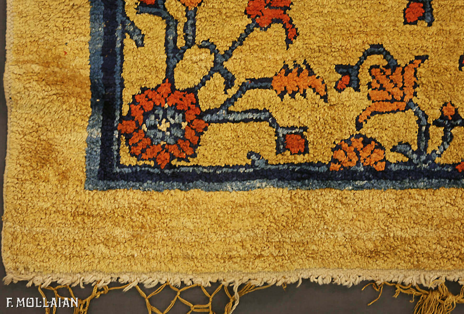 Antique Chinese Imperial Palace Carpet (Silk & Metal) n°:41901411