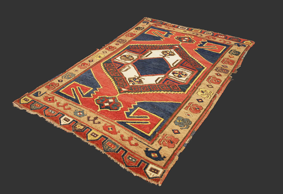 Antique Turkish Karapinar Rug n°:52339018