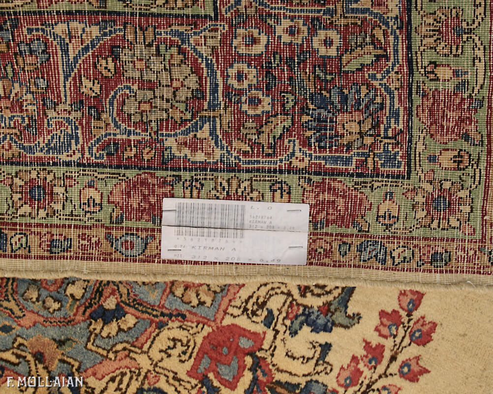 Persian Kerman Carpet n°:56218764
