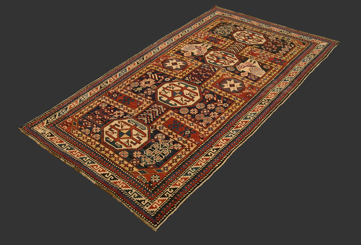 Tapete Azerbaijani Antigo Baku n°:70704634