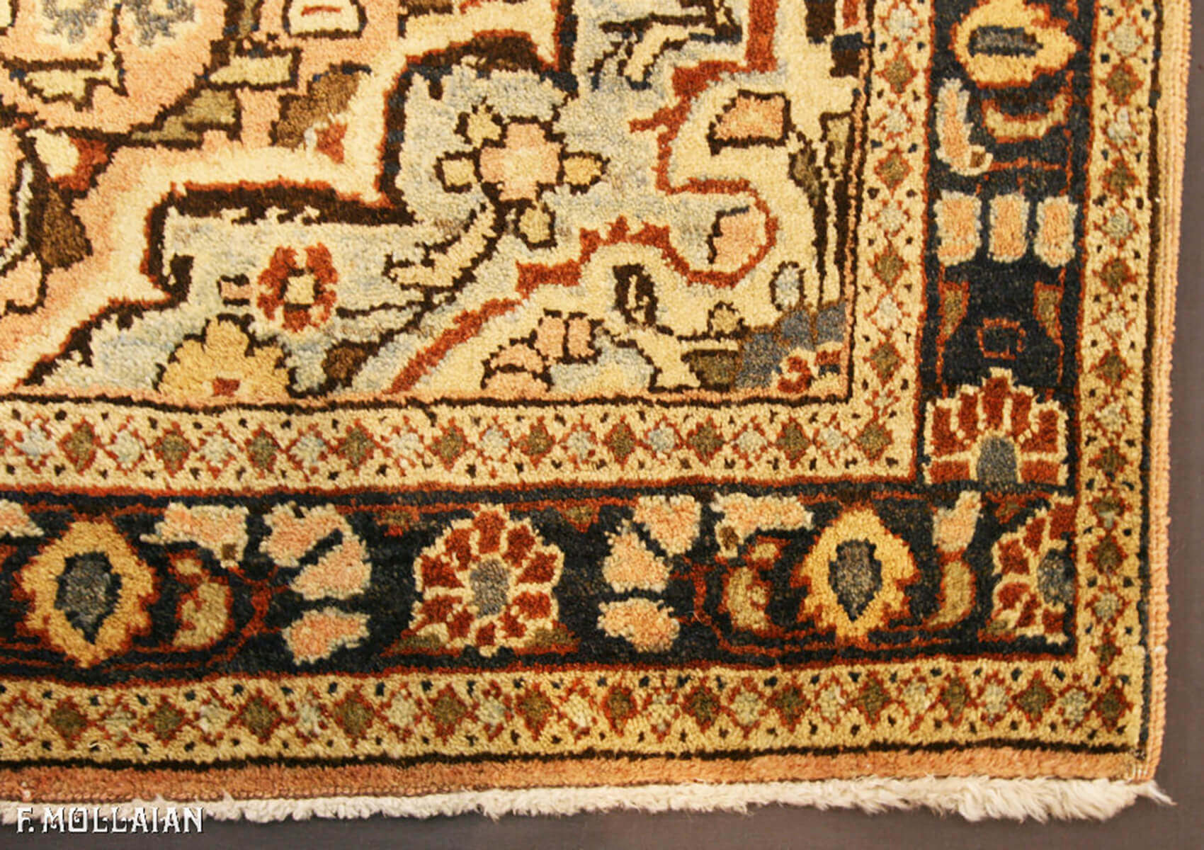 Sarouk Rug