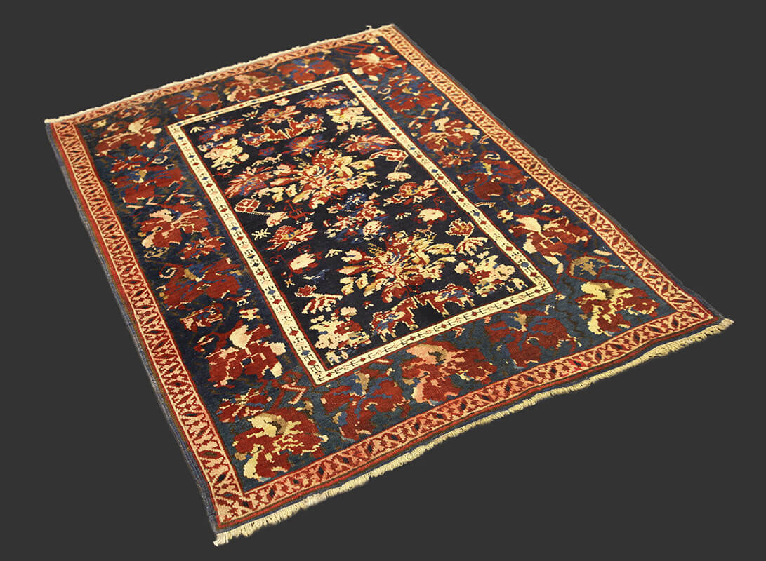 Antique Azerbaijani Seychour (Zeikhur) Rug n°:92053403